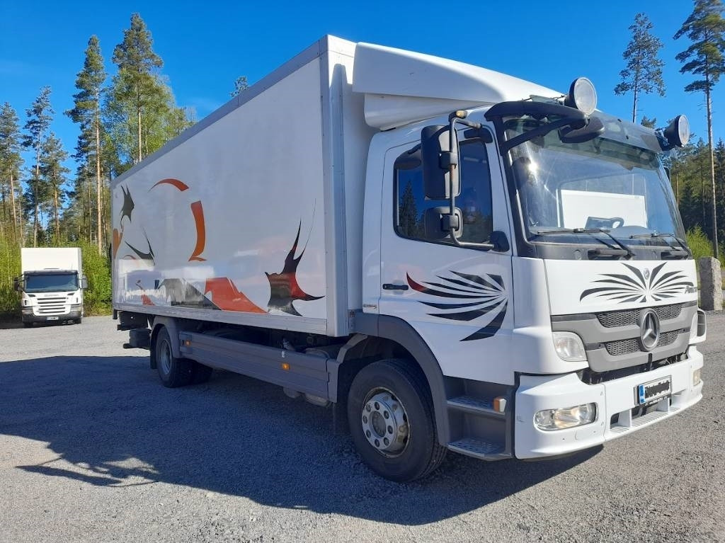 Mercedes-Benz Atego - شاحنة صندوقية: صورة 3 Mercedes-Benz Atego - شاحنة صندوقية: صورة 3