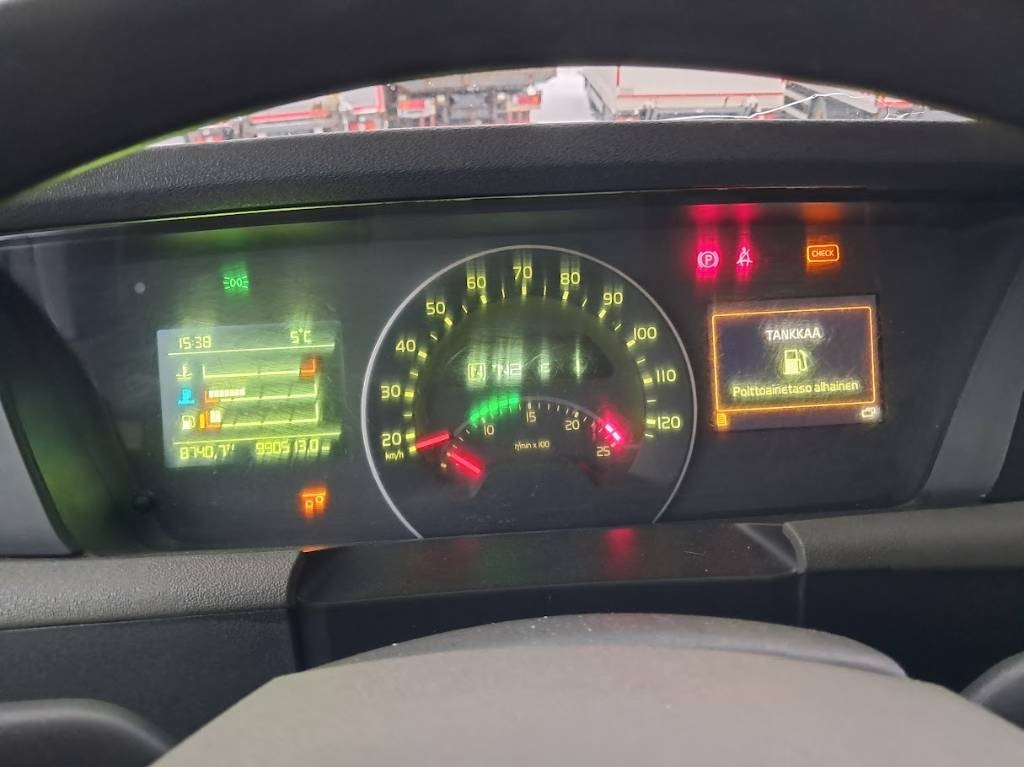 Volvo FH 13 500 - شاحنة قطع الأشجار: صورة 3 Volvo FH 13 500 - شاحنة قطع الأشجار: صورة 3