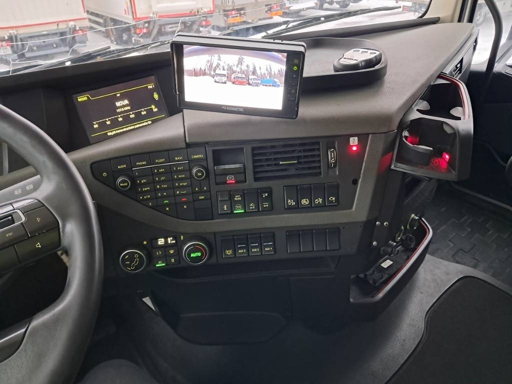Volvo FH 13 500 - شاحنة قطع الأشجار: صورة 4 Volvo FH 13 500 - شاحنة قطع الأشجار: صورة 4