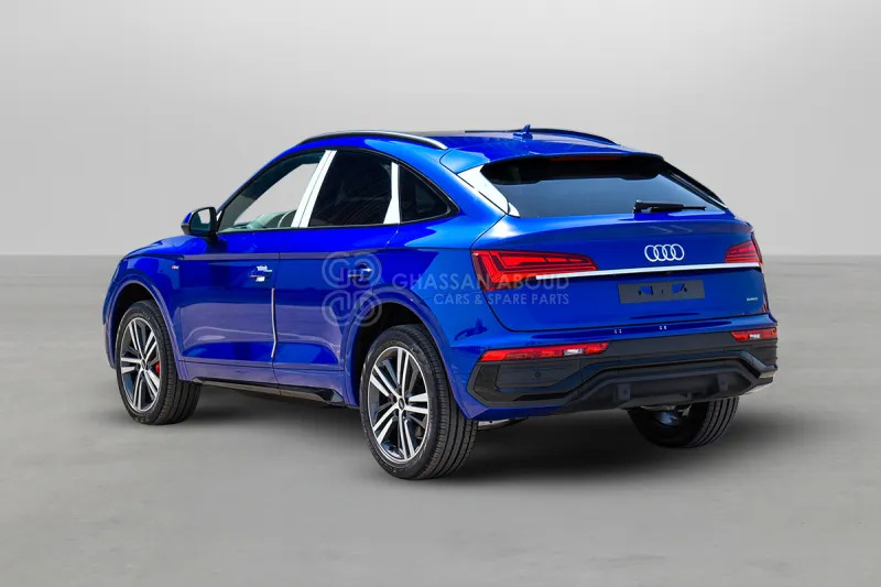Audi Q5 AWD quattro with ultra technology - سيارة دفع رباعي: صورة 3 Audi Q5 AWD quattro with ultra technology - سيارة دفع رباعي: صورة 3