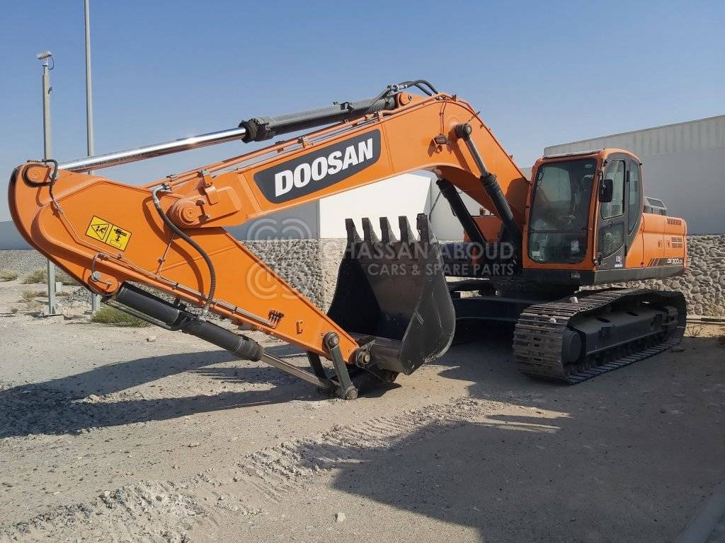 DOOSAN DX300 LCA – CRAWLER EXCAVATOR OPERATING WEIGHT 29.6 TON WITH 1.47 CBM BUCKET (HEAVY DUTY) SHOE 800MM TG MY2022 - حفار زاحف: صورة 1 DOOSAN DX300 LCA – CRAWLER EXCAVATOR OPERATING WEIGHT 29.6 TON WITH 1.47 CBM BUCKET (HEAVY DUTY) SHOE 800MM TG MY2022 - حفار زاحف: صورة 1