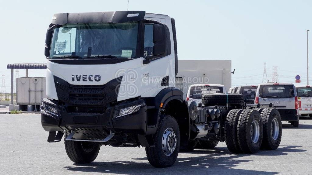IVECO T-WAY Chassis 6×6 AD380T47WH WHEELBASE 4500 MY25 - شاحنة بهيكل معدني للمقصورة: صورة 1 IVECO T-WAY Chassis 6×6 AD380T47WH WHEELBASE 4500 MY25 - شاحنة بهيكل معدني للمقصورة: صورة 1