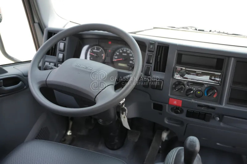 Isuzu NPR 85K 4x2 Long Chassis - شاحنة بهيكل معدني للمقصورة: صورة 5 Isuzu NPR 85K 4x2 Long Chassis - شاحنة بهيكل معدني للمقصورة: صورة 5