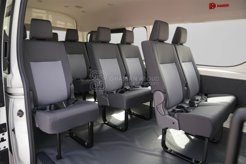 Toyota Hiace - حافلة صغيرة, ميكروباص: صورة 5 Toyota Hiace - حافلة صغيرة, ميكروباص: صورة 5