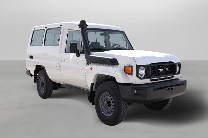 Toyota Land Cruiser HardTop LC78 4X4 - سيارة: صورة 1 Toyota Land Cruiser HardTop LC78 4X4 - سيارة: صورة 1