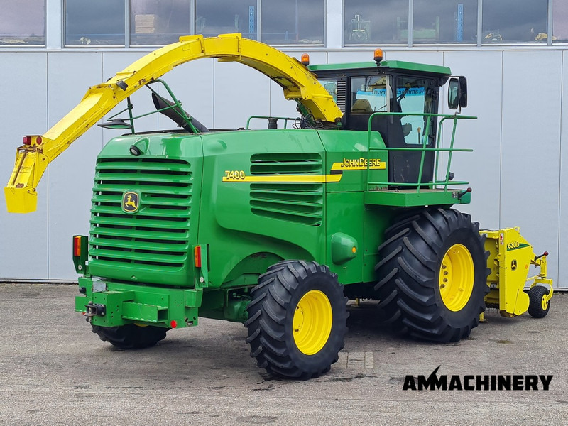 John Deere 7400 forage harvester - حصادة الأعلاف: صورة 3 John Deere 7400 forage harvester - حصادة الأعلاف: صورة 3