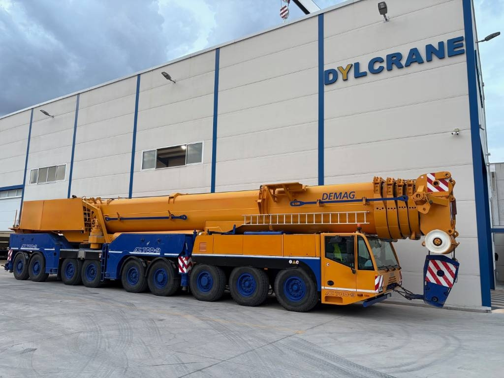 Demag AC 700 - رافعة لجميع التضاريس: صورة 1 Demag AC 700 - رافعة لجميع التضاريس: صورة 1