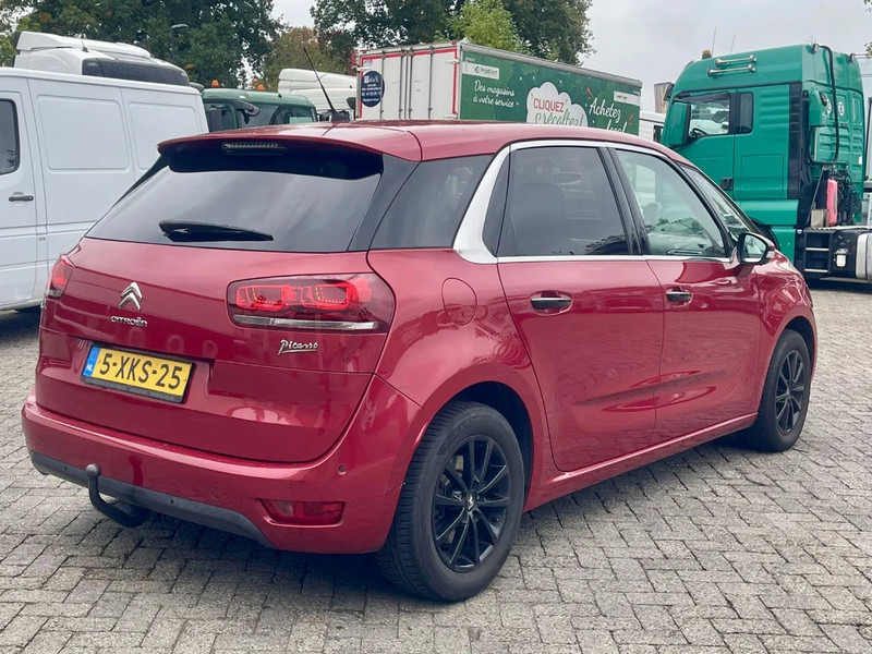 Citroën C4 Picasso REAR VIEW CAMERA, BLIND SPOT SENSOR, AUTO PARKING, FRONT & REAR PARKTRONIC, - هاتشباك: صورة 5 Citroën C4 Picasso REAR VIEW CAMERA, BLIND SPOT SENSOR, AUTO PARKING, FRONT & REAR PARKTRONIC, - هاتشباك: صورة 5