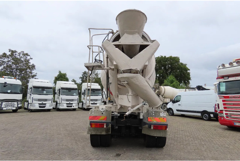 DAF CF 430 8x4, full spring ! Great condition - شاحنة خلاطة خرسانة: صورة 5 DAF CF 430 8x4, full spring ! Great condition - شاحنة خلاطة خرسانة: صورة 5