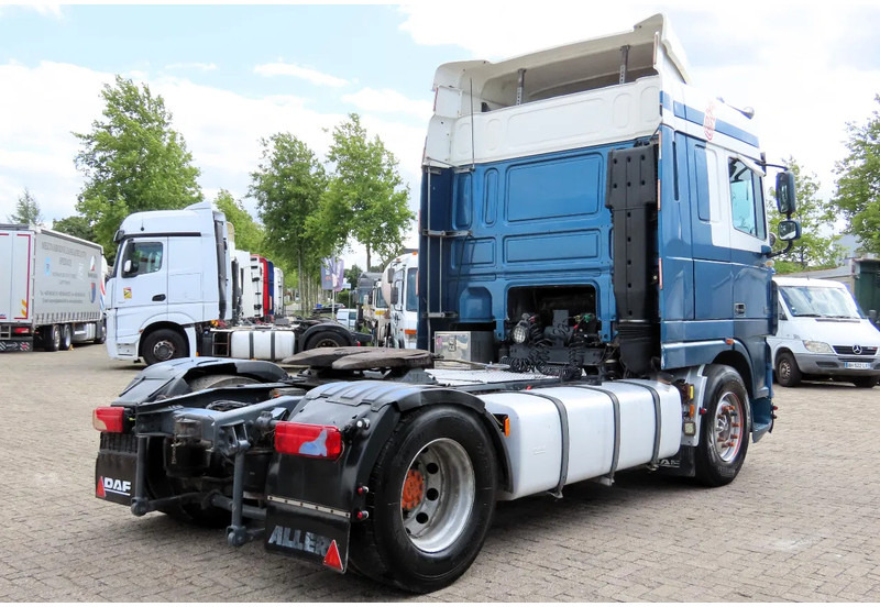 DAF XF 95.530 EURO4. Royal DAF! - رأس تريلا: صورة 4 DAF XF 95.530 EURO4. Royal DAF! - رأس تريلا: صورة 4