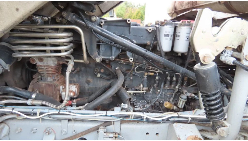 شاحنة قلاب MAN 35.362 8x4 Euro 2, ZF manual gearbox, VERY clean: صورة 12