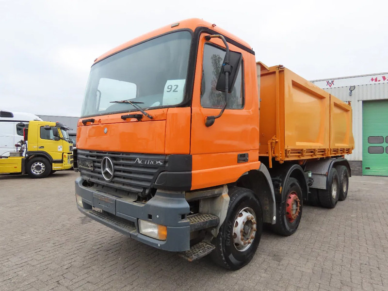 Mercedes-Benz Actros 3240 Manual, steel dumper! Great condition! - شاحنة قلاب: صورة 5 Mercedes-Benz Actros 3240 Manual, steel dumper! Great condition! - شاحنة قلاب: صورة 5