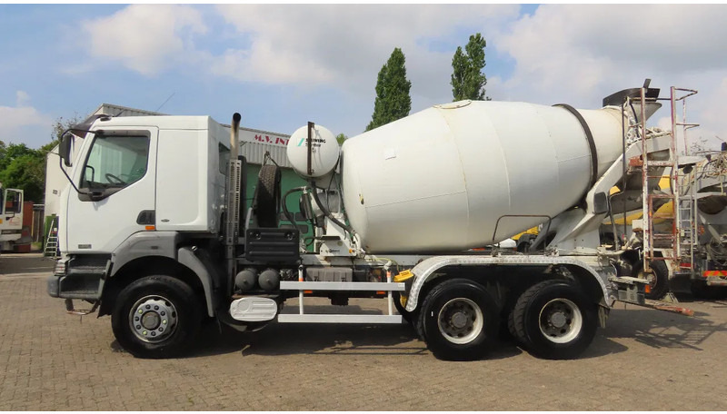 Renault Kerax 370 6X6! 10M3, FULL SPRIG. GREAT CONDITON! - شاحنة خلاطة خرسانة: صورة 3 Renault Kerax 370 6X6! 10M3, FULL SPRIG. GREAT CONDITON! - شاحنة خلاطة خرسانة: صورة 3