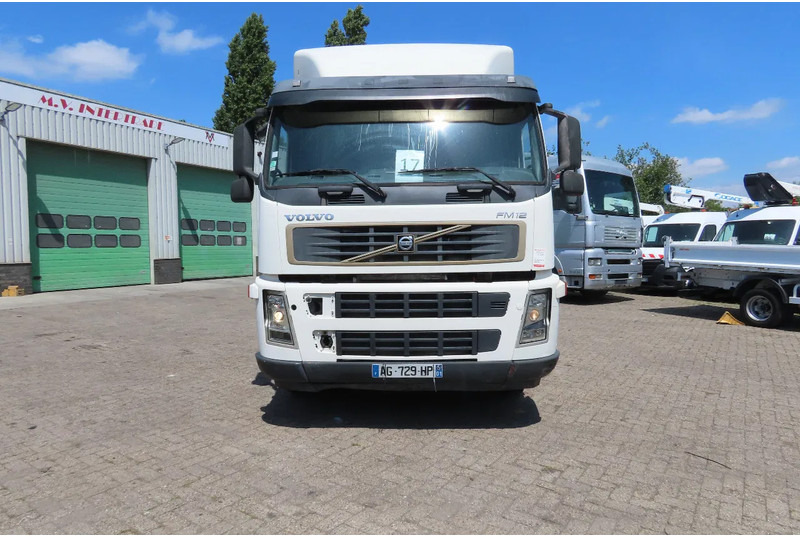 Volvo FM 380 8x4 FULL SPRING. 100% condition! - شاحنة بهيكل معدني للمقصورة: صورة 2 Volvo FM 380 8x4 FULL SPRING. 100% condition! - شاحنة بهيكل معدني للمقصورة: صورة 2
