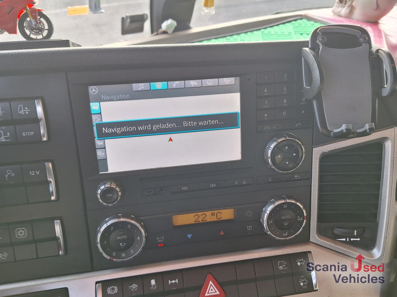 MERCEDES-BENZ Actros 1848 Lowliner Komplettzug Trailer 2015 !! - مقطورة السحب: صورة 4 MERCEDES-BENZ Actros 1848 Lowliner Komplettzug Trailer 2015 !! - مقطورة السحب: صورة 4