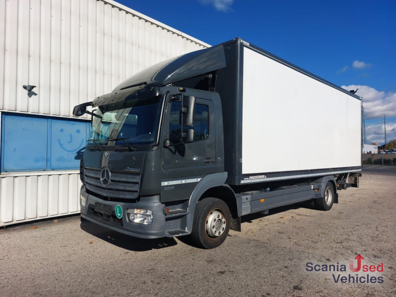 MERCEDES-BENZ Atego 1221 L Koffer Ladebordwand - شاحنة صندوقية: صورة 1 MERCEDES-BENZ Atego 1221 L Koffer Ladebordwand - شاحنة صندوقية: صورة 1