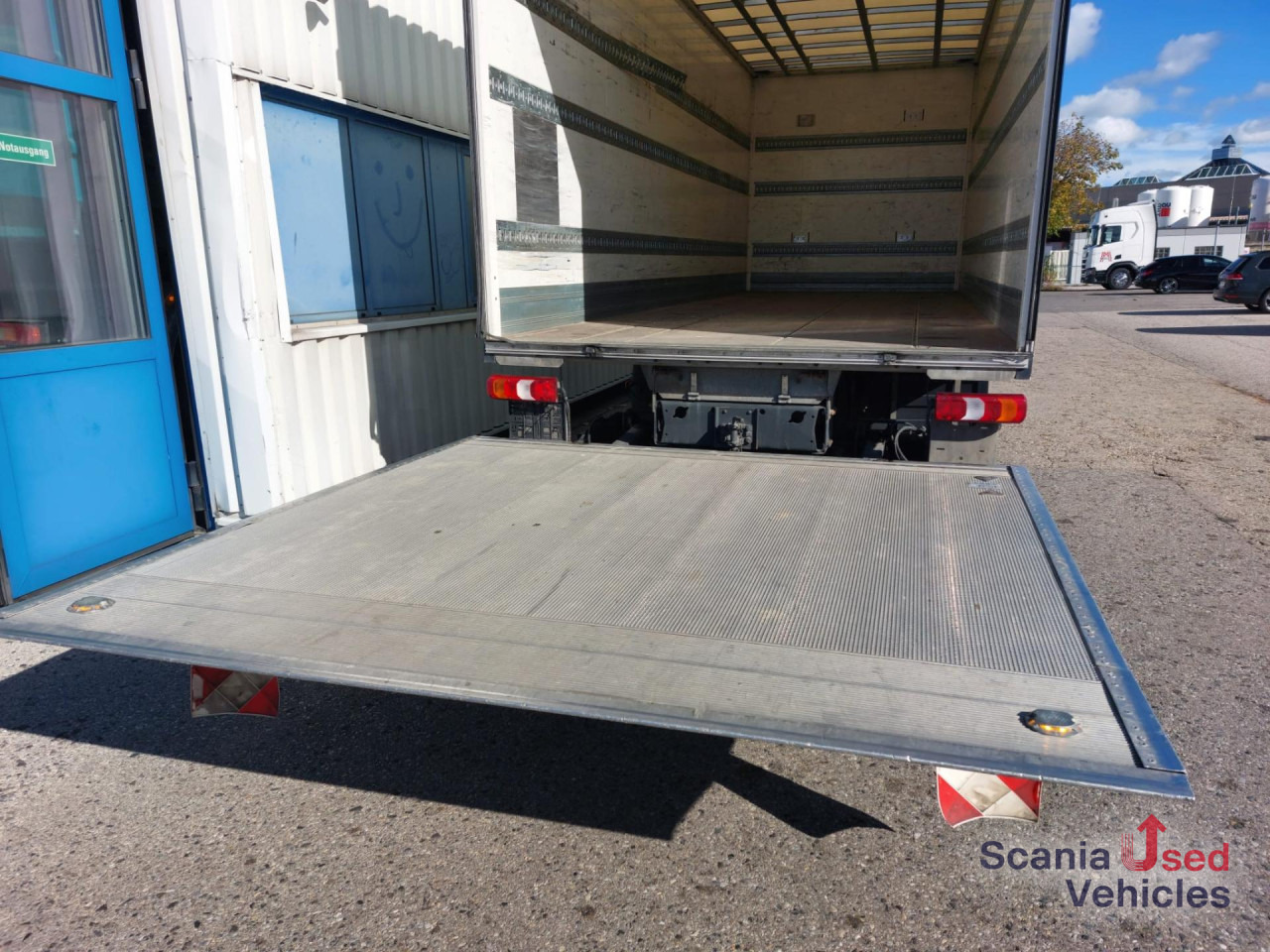MERCEDES-BENZ Atego 1221 L Koffer Ladebordwand - شاحنة صندوقية: صورة 5 MERCEDES-BENZ Atego 1221 L Koffer Ladebordwand - شاحنة صندوقية: صورة 5