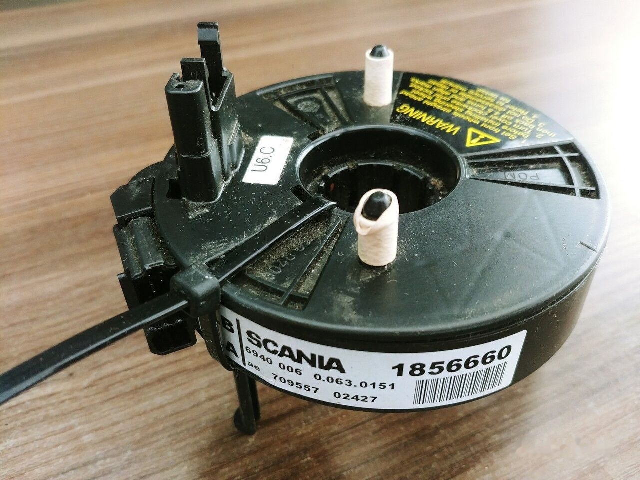 Scania CLOCK COIL SPRING CONNECTOR 1856660 1726784 Scania R - عجلة القيادة - شاحنة: صورة 1 Scania CLOCK COIL SPRING CONNECTOR 1856660 1726784 Scania R - عجلة القيادة - شاحنة: صورة 1