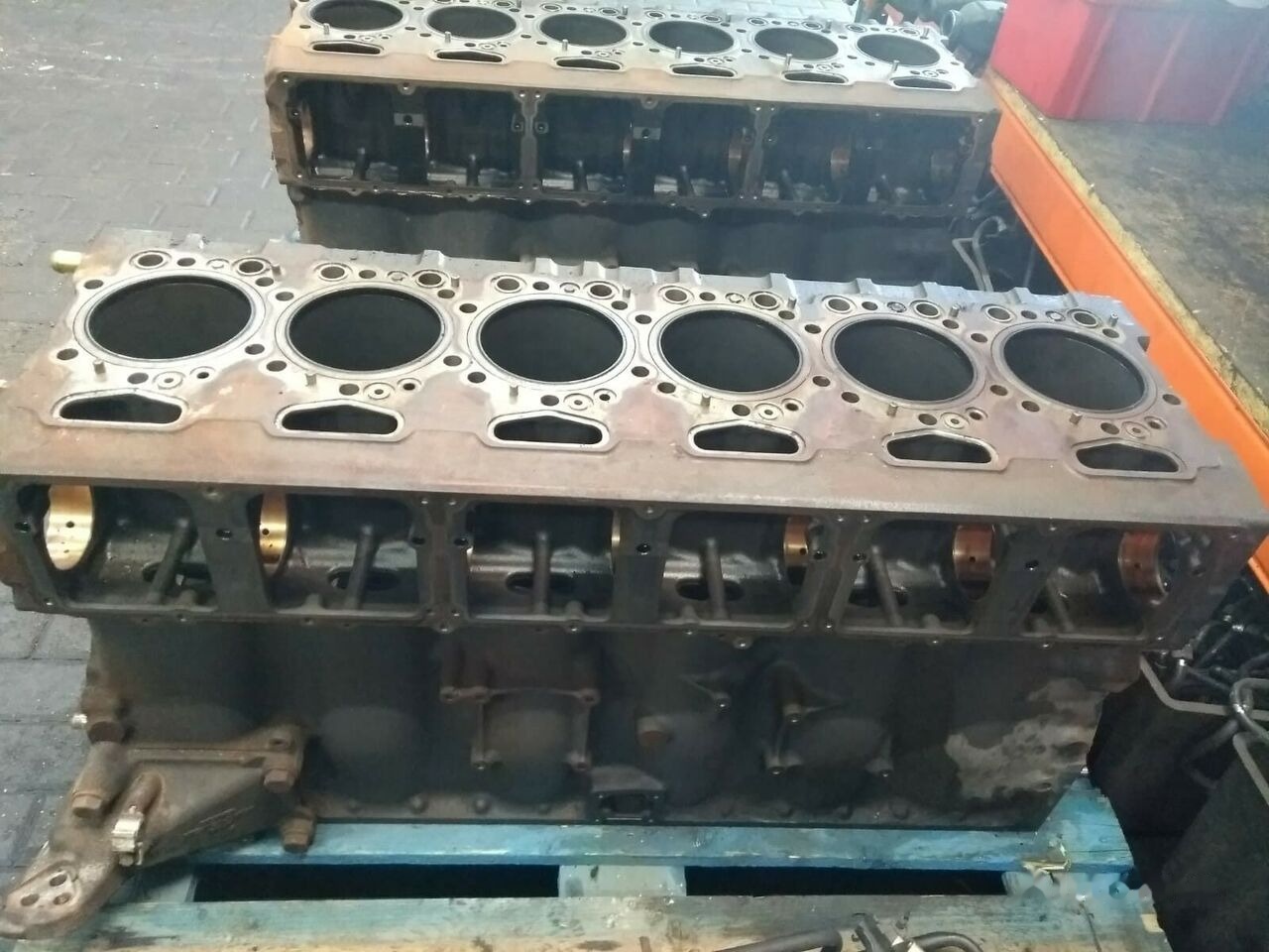 Scania ENGINE BLOCK Scania - مجموعة الأسطوانة - شاحنة: صورة 3 Scania ENGINE BLOCK Scania - مجموعة الأسطوانة - شاحنة: صورة 3