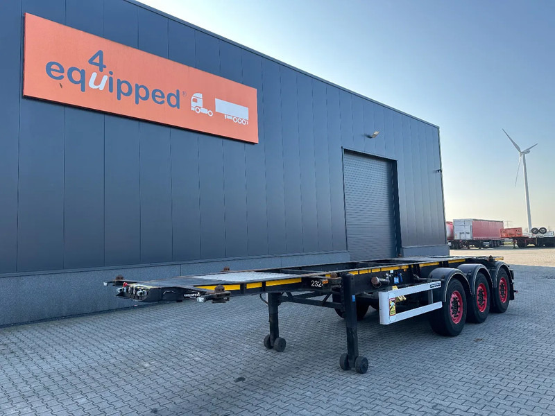 Burg 20FT + 20FT SWAP ADR (EX/II, EX/III, FL, AT) Chassis, empty weight: 3.690kg, SAF INTRADISC, 2x Liftaxle, NL-chassis - ناقل حاوية/ نصف مقطورة بحاوية: صورة 1 Burg 20FT + 20FT SWAP ADR (EX/II, EX/III, FL, AT) Chassis, empty weight: 3.690kg, SAF INTRADISC, 2x Liftaxle, NL-chassis - ناقل حاوية/ نصف مقطورة بحاوية: صورة 1