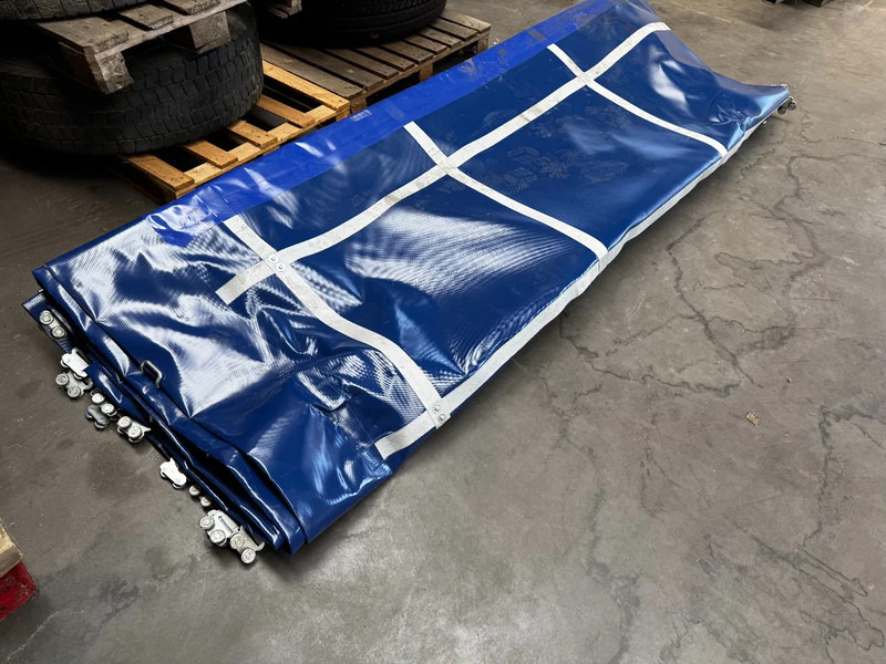 Groenewegen SET nieuwe blauwe XL zeilen (RAL 5013) voor Groenewegen schuifzeiloplegger - قطع الغيار: صورة 1 Groenewegen SET nieuwe blauwe XL zeilen (RAL 5013) voor Groenewegen schuifzeiloplegger - قطع الغيار: صورة 1