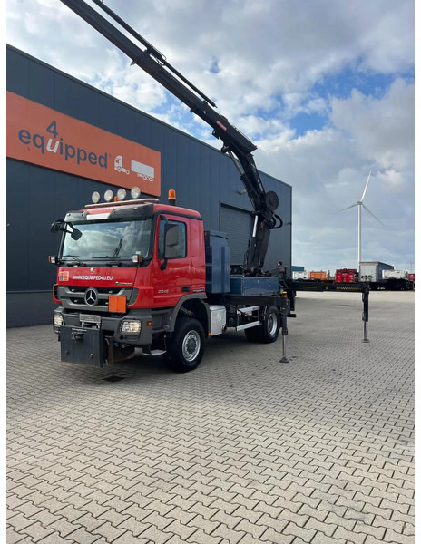 Mercedes-Benz Actros 2046 4x4 / FULL SPRING / HIAB 288 EP 5 HIPRO Crane / EURO-5 - شاحنة كرين: صورة 2 Mercedes-Benz Actros 2046 4x4 / FULL SPRING / HIAB 288 EP 5 HIPRO Crane / EURO-5 - شاحنة كرين: صورة 2