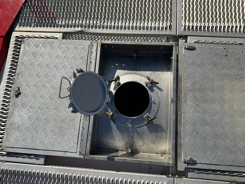خزان تخزين لنقل الوقود SINGAMAS 20FT ISO, 26.000L/1-COMP/3 BAFFELS/3 manholes, 5Y inspection: 06/2027, L4BN: صورة 10