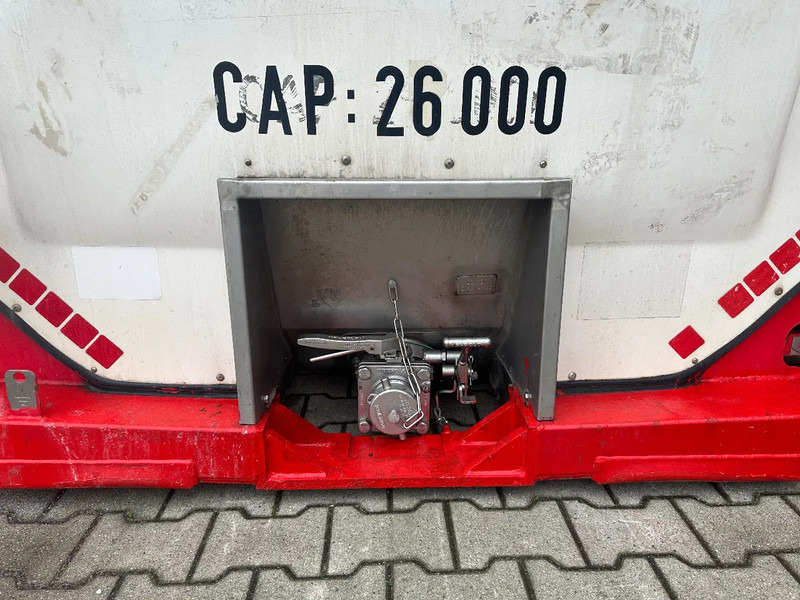 خزان تخزين لنقل الوقود SINGAMAS 20FT ISO, 26.000L/1-COMP/3 BAFFELS/3 manholes, 5Y inspection: 06/2027: صورة 8