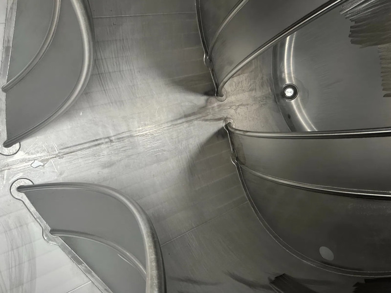 خزان تخزين لنقل الوقود SINGAMAS 20FT ISO, 26.000L/1-COMP/3 BAFFELS/3 manholes, 5Y inspection: 06/2027: صورة 19