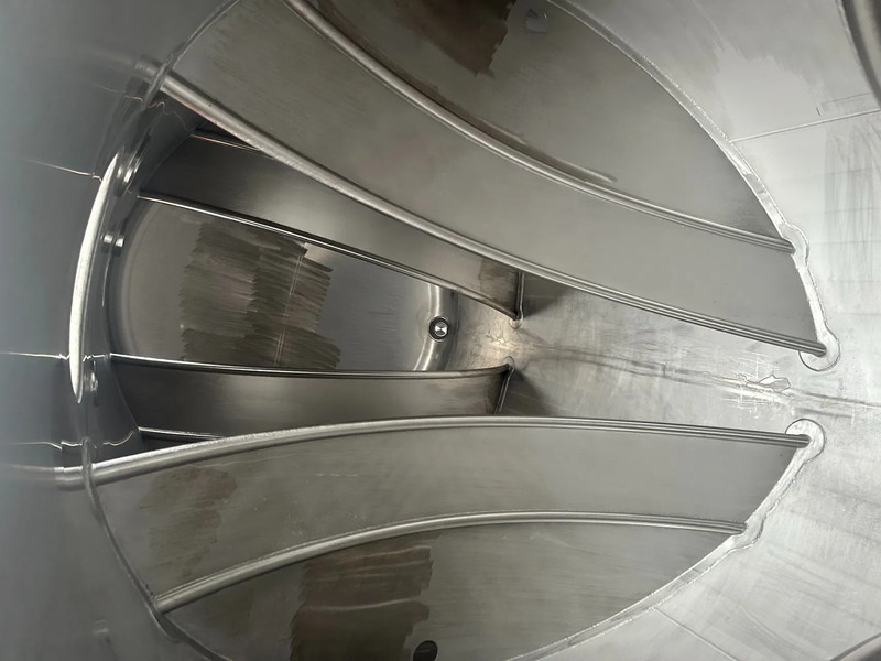 خزان تخزين لنقل الوقود SINGAMAS 20FT ISO, 26.000L/1-COMP/3 BAFFELS/3 manholes, 5Y inspection: 06/2027: صورة 16