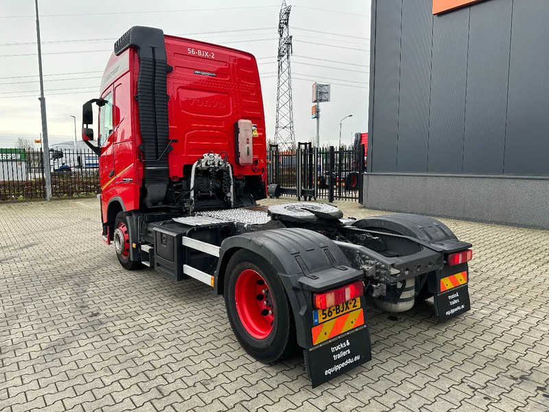 Volvo FH 13.420 Globetrotter 4x2, ADR (EXII, EXIII, FL, AT), EURO-6, VEB, 662.814 km, NL, valid ADR/APK: 9/2026 - رأس تريلا: صورة 4 Volvo FH 13.420 Globetrotter 4x2, ADR (EXII, EXIII, FL, AT), EURO-6, VEB, 662.814 km, NL, valid ADR/APK: 9/2026 - رأس تريلا: صورة 4