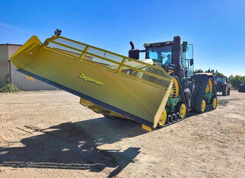 Degelman Dozer Blade 7900 zum John Deere 9RX 710, 9RX 770, 9RX 830 - نصل: صورة 1 Degelman Dozer Blade 7900 zum John Deere 9RX 710, 9RX 770, 9RX 830 - نصل: صورة 1