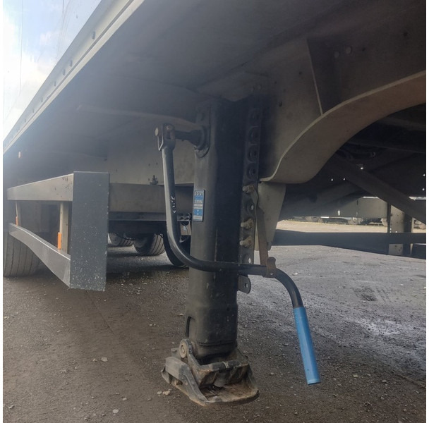 Schmitz Cargobull SKI 24 - نصف مقطورة بصندوق مغلق: صورة 5 Schmitz Cargobull SKI 24 - نصف مقطورة بصندوق مغلق: صورة 5