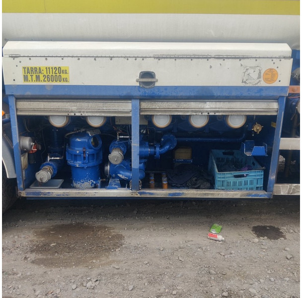 شاحنة صهريج Volvo FM-400: صورة 12