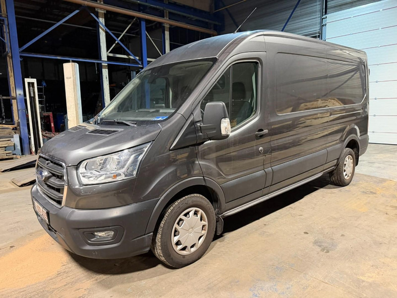 Ford Transit 350 L2H2 TREND - AUTO - CAMERA - NAVI - PDC - A/C - 2.0 D - 170HP - *NEW CONDITION / WIE NEU* - GREY METALLIC - فان: صورة 3 Ford Transit 350 L2H2 TREND - AUTO - CAMERA - NAVI - PDC - A/C - 2.0 D - 170HP - *NEW CONDITION / WIE NEU* - GREY METALLIC - فان: صورة 3