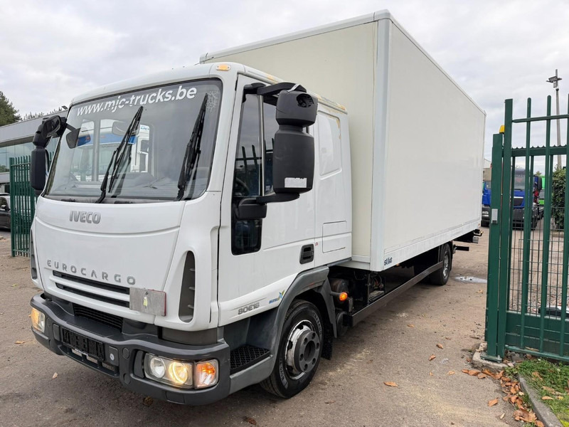 Iveco EUROCARGO 80E18 CLOSED BOX 6m00 x 2m49 x 2m37 - EURO 5 - *176.000km* - TAILLIFT - MANUAL - BE TRUCK - شاحنة صندوقية: صورة 3 Iveco EUROCARGO 80E18 CLOSED BOX 6m00 x 2m49 x 2m37 - EURO 5 - *176.000km* - TAILLIFT - MANUAL - BE TRUCK - شاحنة صندوقية: صورة 3