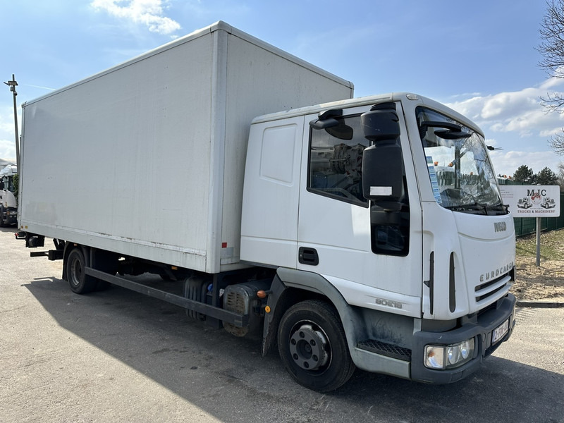 Iveco EUROCARGO 80E18 CLOSED BOX 6m00 x 2m49 x 2m37 - EURO 5 - *176.000km* - TAILLIFT - MANUAL - BE TRUCK - شاحنة صندوقية: صورة 1 Iveco EUROCARGO 80E18 CLOSED BOX 6m00 x 2m49 x 2m37 - EURO 5 - *176.000km* - TAILLIFT - MANUAL - BE TRUCK - شاحنة صندوقية: صورة 1