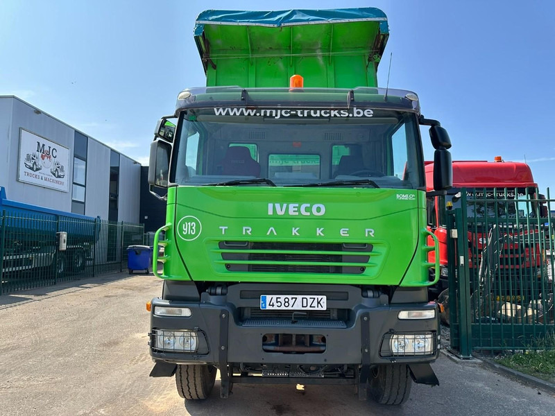Iveco TRAKKER 310 6x4 STEEL TIPPER / KIPPER 35m³ - MANUAL ZF - BIG AXLES / HUB REDUCTION - STEEL SPRING / BLATT / LAMES - شاحنة قلاب: صورة 2 Iveco TRAKKER 310 6x4 STEEL TIPPER / KIPPER 35m³ - MANUAL ZF - BIG AXLES / HUB REDUCTION - STEEL SPRING / BLATT / LAMES - شاحنة قلاب: صورة 2