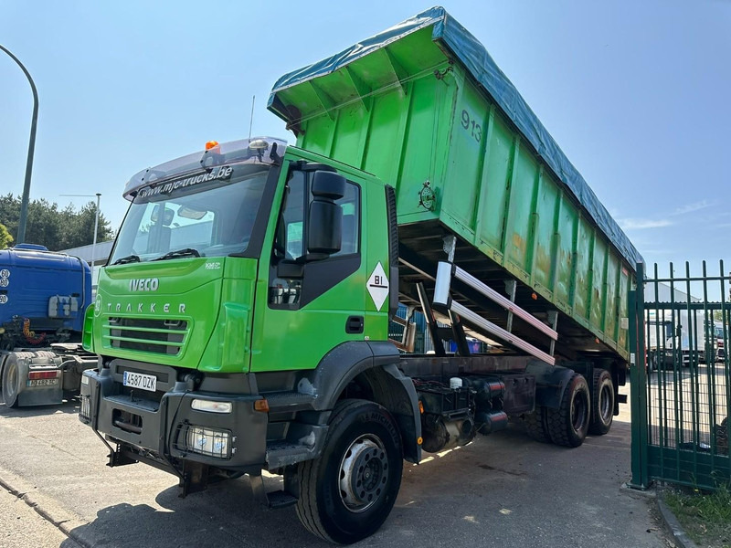 Iveco TRAKKER 310 6x4 STEEL TIPPER / KIPPER 35m³ - MANUAL ZF - BIG AXLES / HUB REDUCTION - STEEL SPRING / BLATT / LAMES - شاحنة قلاب: صورة 3 Iveco TRAKKER 310 6x4 STEEL TIPPER / KIPPER 35m³ - MANUAL ZF - BIG AXLES / HUB REDUCTION - STEEL SPRING / BLATT / LAMES - شاحنة قلاب: صورة 3