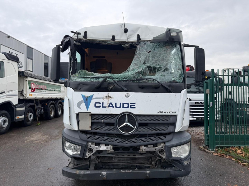 Mercedes-Benz ANTOS 1830 - 4x2 (8m90) CHASSIS CABINE - 19T - A/C - TAILLIFT - *440.000km* - EURO 6 - ENGINE + GEARBOX + CHASSIS = OK - شاحنة بهيكل معدني للمقصورة: صورة 2 Mercedes-Benz ANTOS 1830 - 4x2 (8m90) CHASSIS CABINE - 19T - A/C - TAILLIFT - *440.000km* - EURO 6 - ENGINE + GEARBOX + CHASSIS = OK - شاحنة بهيكل معدني للمقصورة: صورة 2