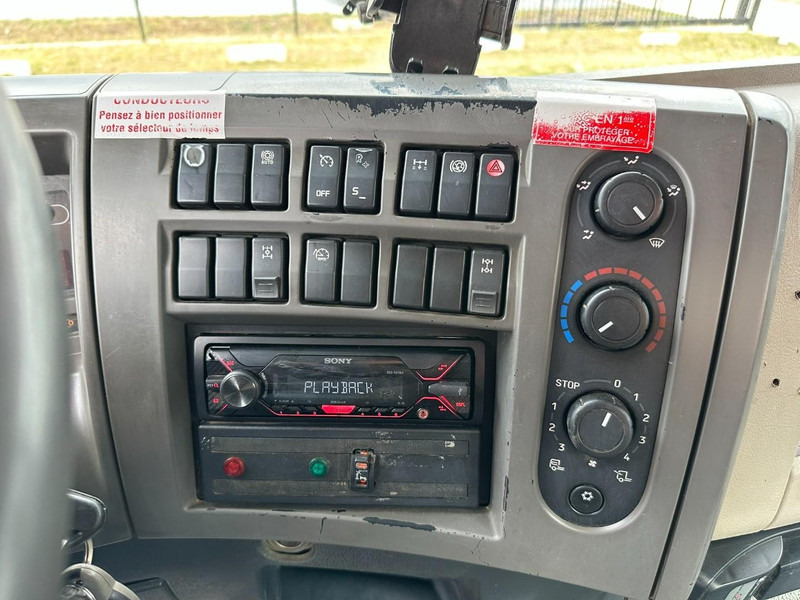 شاحنة قلاب, شاحنة كرين Renault KERAX 380 DXI 6x4 TIPPER + CRANE HIAB 144 B-3 - RADIO - *246.000km* - RETARDER - BORDMATIC - EURO 5: صورة 17 شاحنة قلاب, شاحنة كرين Renault KERAX 380 DXI 6x4 TIPPER + CRANE HIAB 144 B-3 - RADIO - *246.000km* - RETARDER - BORDMATIC - EURO 5: صورة 17