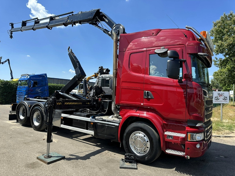 Scania R580 6X2 V8 HOOKLIFT + CRANE HIAB 211 E-4 HIPRO - ROTATOR - RETARDER - ALCOA ALU - RADIO - NL TRUCK - شاحنة برافعة خطافية, شاحنة كرين: صورة 1 Scania R580 6X2 V8 HOOKLIFT + CRANE HIAB 211 E-4 HIPRO - ROTATOR - RETARDER - ALCOA ALU - RADIO - NL TRUCK - شاحنة برافعة خطافية, شاحنة كرين: صورة 1