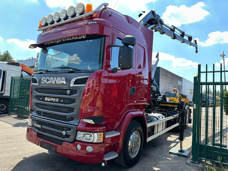 Scania R580 6X2 V8 HOOKLIFT + CRANE HIAB 211 E-4 HIPRO - ROTATOR - RETARDER - ALCOA ALU - RADIO - NL TRUCK - شاحنة برافعة خطافية, شاحنة كرين: صورة 3 Scania R580 6X2 V8 HOOKLIFT + CRANE HIAB 211 E-4 HIPRO - ROTATOR - RETARDER - ALCOA ALU - RADIO - NL TRUCK - شاحنة برافعة خطافية, شاحنة كرين: صورة 3