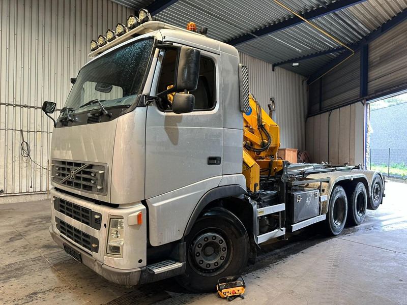 Volvo FH12-420 8x4 HOOKLIFT AJK + CRANE EFFER 250 - 3S - RADIO - TRIDEM LIFT + STEERING AXLE - I SHIFT - BE TRUCK - شاحنة برافعة خطافية, شاحنة كرين: صورة 1 Volvo FH12-420 8x4 HOOKLIFT AJK + CRANE EFFER 250 - 3S - RADIO - TRIDEM LIFT + STEERING AXLE - I SHIFT - BE TRUCK - شاحنة برافعة خطافية, شاحنة كرين: صورة 1