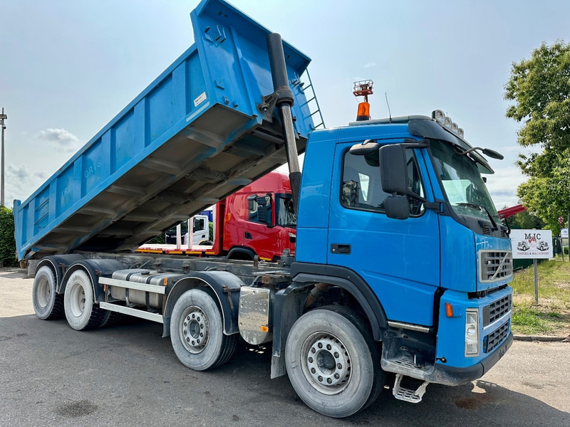 Volvo FM 440 8x4 TIPPER - STEEL SPRING - I SHIFT - WAF STEEL TIPPER - EURO 4 - BE TRUCK - شاحنة قلاب: صورة 1 Volvo FM 440 8x4 TIPPER - STEEL SPRING - I SHIFT - WAF STEEL TIPPER - EURO 4 - BE TRUCK - شاحنة قلاب: صورة 1
