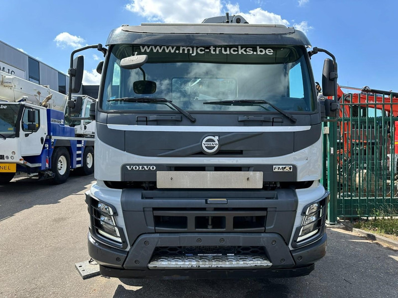 Volvo FMX 330 8x4 TRIDEM PRITSCHE + KRAN EFFER 265 / 6S - PLATFORM 7m50 - EURO 6 - RADIO - *473.000km* - TÜV 05/2026 - BE TRUCK - شاحنات مسطحة, شاحنة كرين: صورة 3 Volvo FMX 330 8x4 TRIDEM PRITSCHE + KRAN EFFER 265 / 6S - PLATFORM 7m50 - EURO 6 - RADIO - *473.000km* - TÜV 05/2026 - BE TRUCK - شاحنات مسطحة, شاحنة كرين: صورة 3