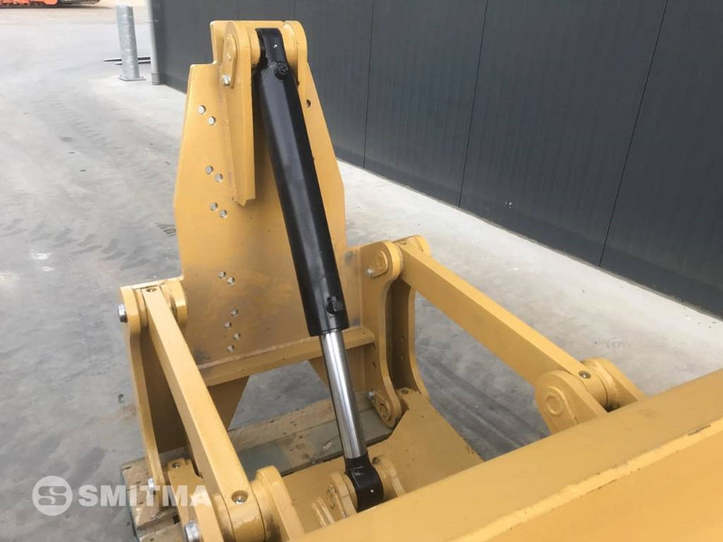 Cat 120H - نصل - آلات الإنشاء: صورة 5 Cat 120H - نصل - آلات الإنشاء: صورة 5