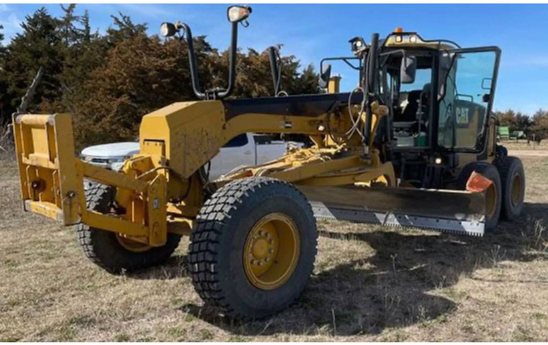 Cat 140M - ماكينة تسوية: صورة 1 Cat 140M - ماكينة تسوية: صورة 1