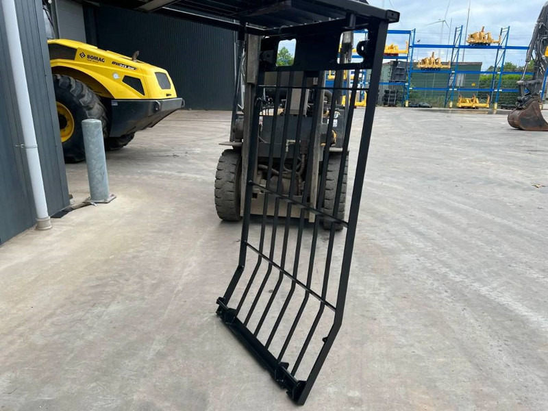 Cat 312D Guard - الكابينة والداخلية - آلات الإنشاء: صورة 5 Cat 312D Guard - الكابينة والداخلية - آلات الإنشاء: صورة 5