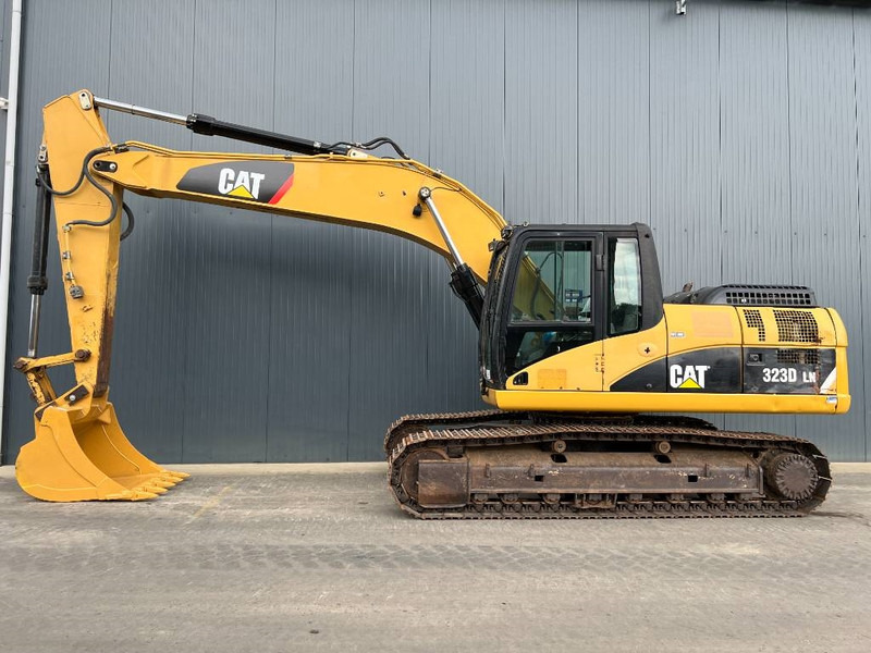 Cat 323D LN - حفار زاحف: صورة 2 Cat 323D LN - حفار زاحف: صورة 2